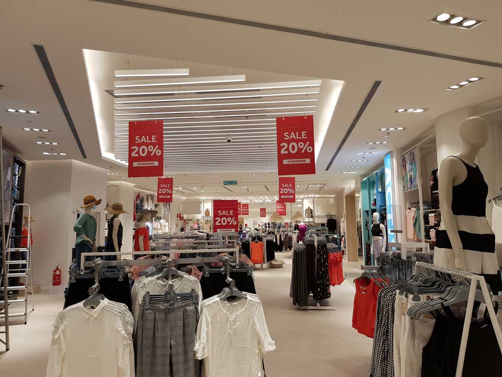 LC-Waikiki-IPC-Mall-2